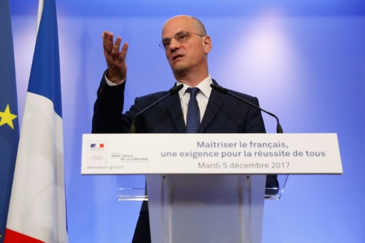 Evaluations, dictée… Les recettes de Blanquer pour remonter le niveau de lecture