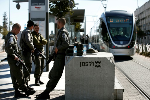 Jérusalem: la station de train près du mur des Lamentations portera le nom de Trump