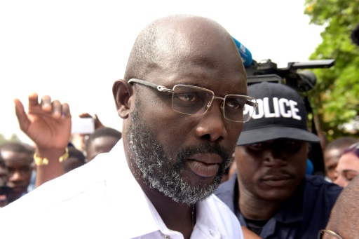 Liberia: large victoire de l’ex-footballeur George Weah au second tour de la présidentielle