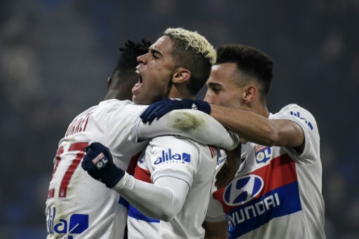 Ligue 1: Lyon bat Marseille 2-0 et reste 3e du classement