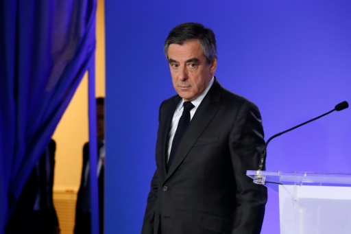 Plainte de Fillon contre Le Canard enchaîné: l’enquête classée sans suite