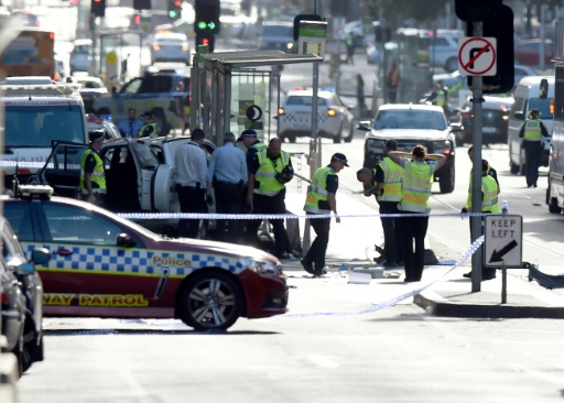 Une voiture fauche délibérément des piétons à Melbourne: 13 blessés